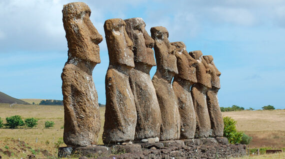 Chile Isla de Pascua Moais del Este