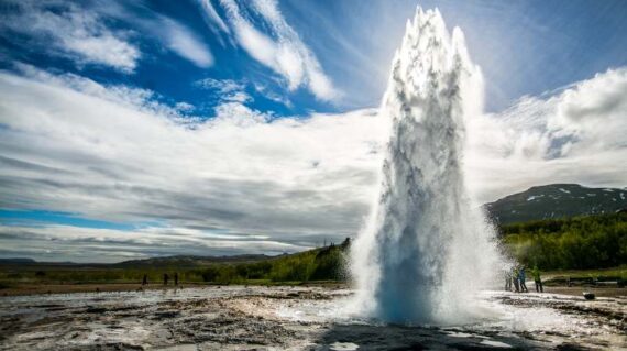 Islandia geyser
